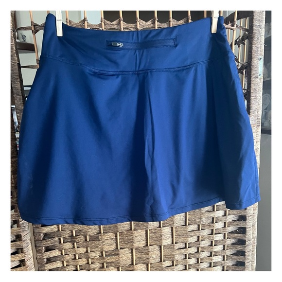 Naviskin Active Athletic Skort Lightweight, sz L. - Picture 3 of 4